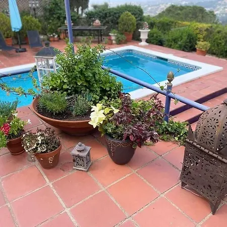 Preciosa Casa Con Vistas Al Mar * Cabrils